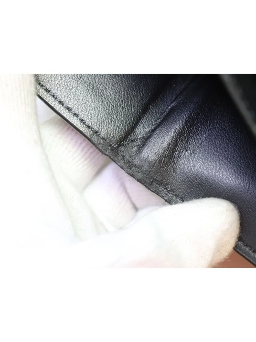 Louis Vuitton Aerogram Taurillon Leather Bifold Wallet